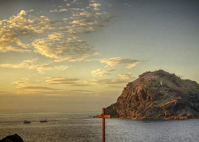 Modern Sea Front In 1 *